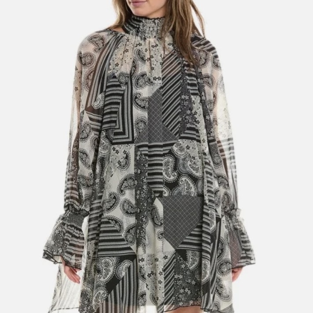 NWOT Never Worn Gracia Black/White Sheer Overlay Cold Shoulder Dress Size S